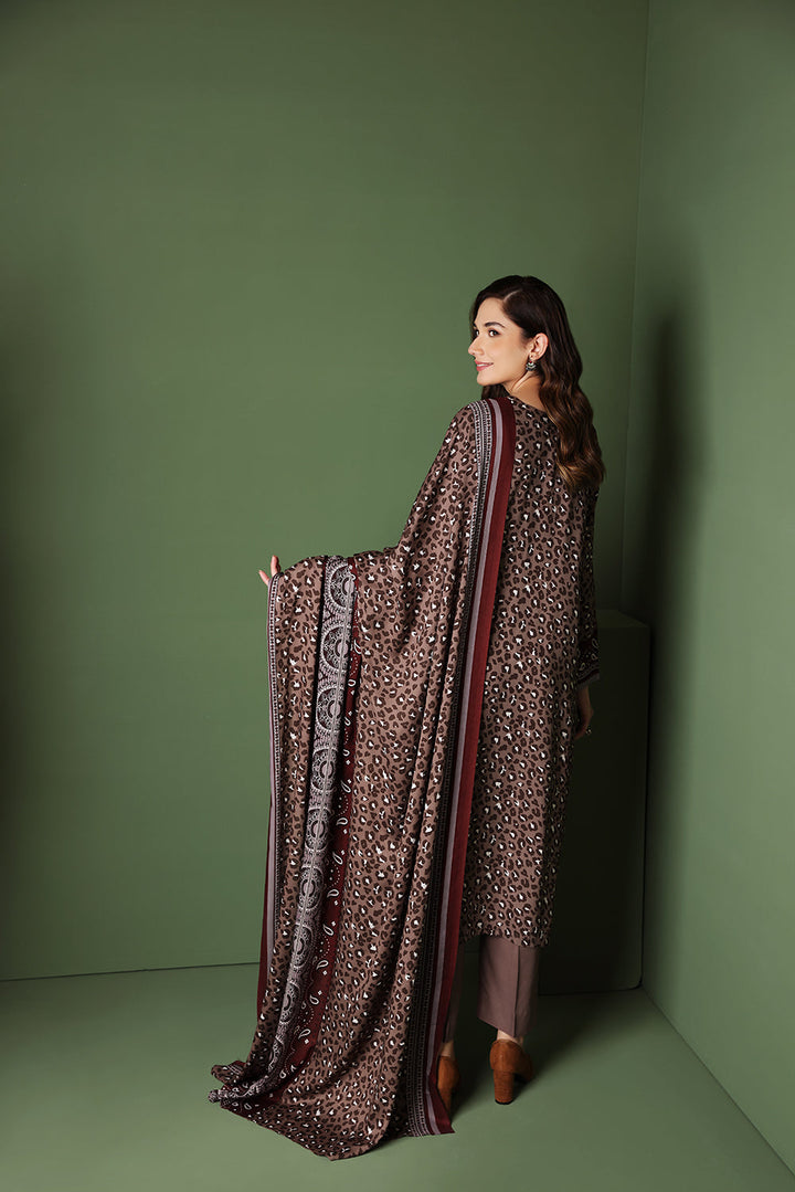 Nishat Stitched Linen 3 Piece 42206119 - Salai - Nishat Linen RTW Winter 2025 