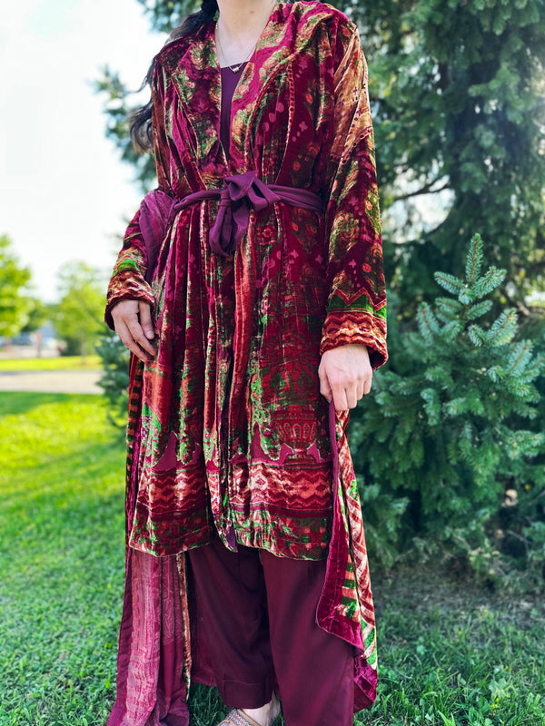 Gul Ahmed Stitched Velvet 3 Piece BVL#12009A - Salai - Gul Ahmed 