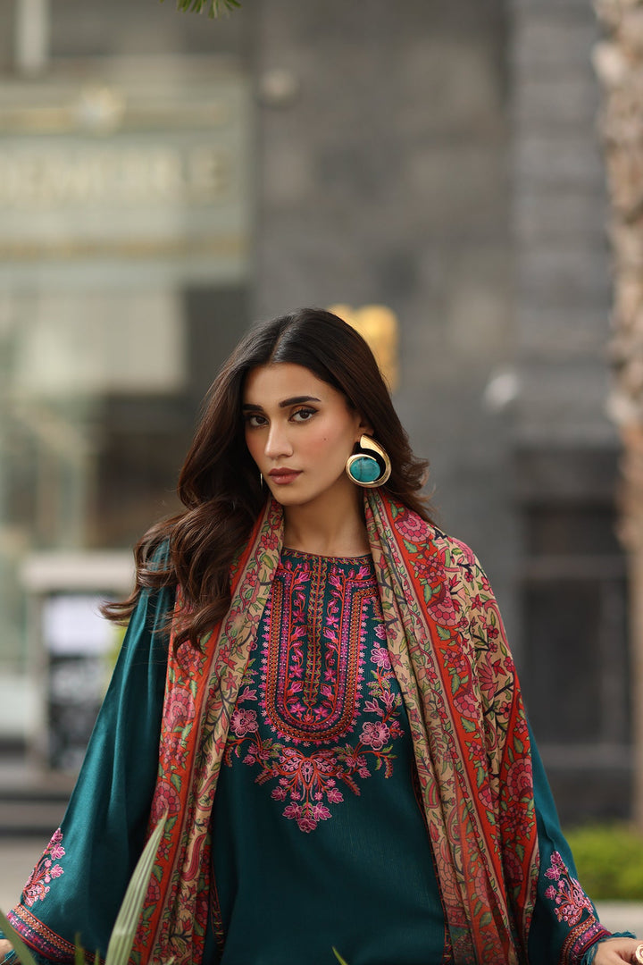 Charizma CNP-5-307 J(92&91) - Salai - Charizma RTW Winter 2025 