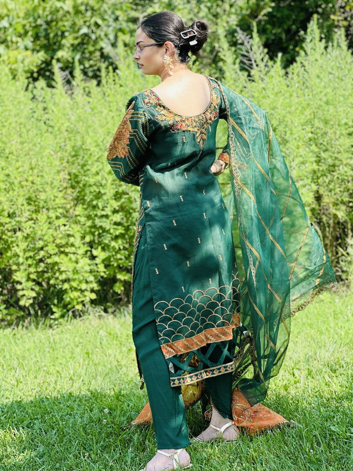 Salai Stitched Formal SF25L-710 J(98&99) - Salai - Formal Wear Summer 2025 