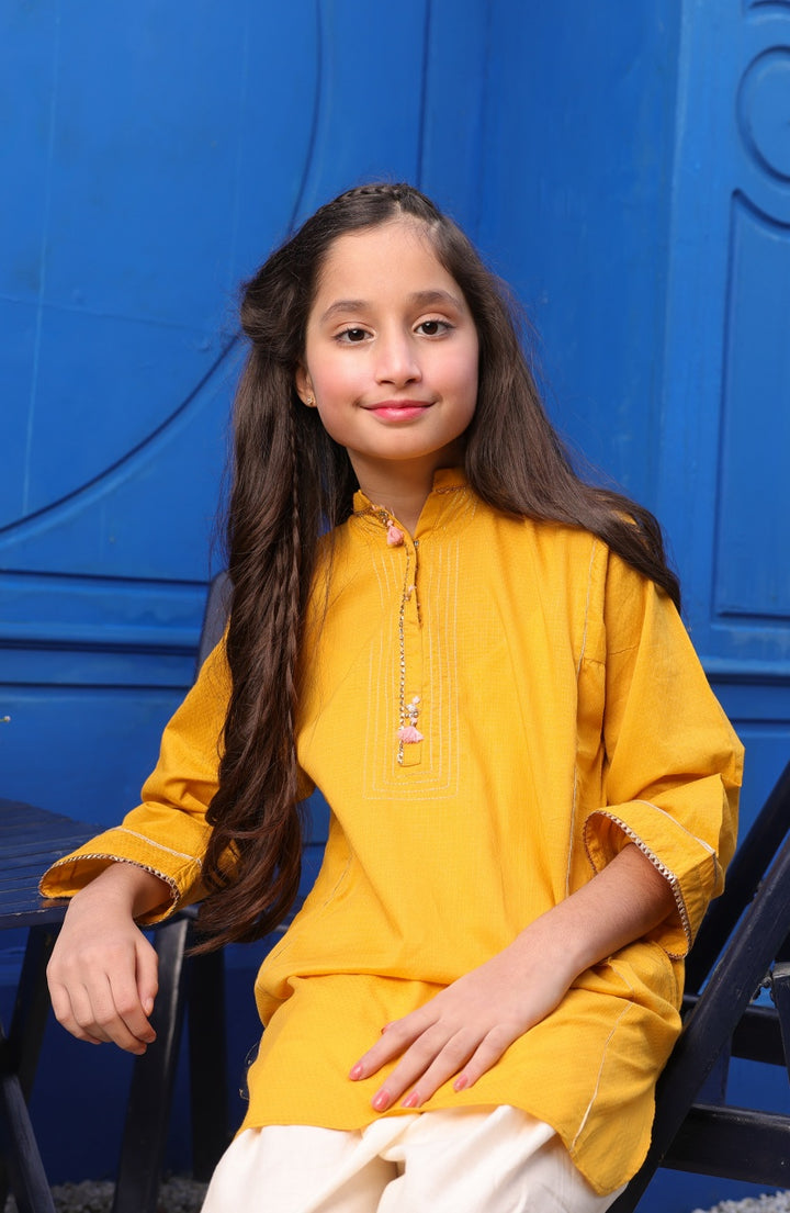 Girl Teens GST-S-22-013/S DB-07-21 Yellow Yellow - Salai - Tariq Jamil 